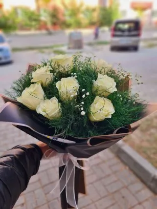 10 Beyaz Gül Buketi, Kütahya çiçek siparişi