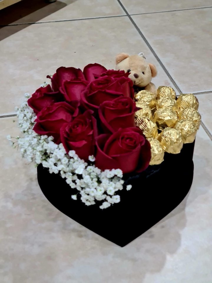 Çikolatalı Güller - Çiçek Kütahya