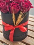 Çiçekçi - Silindir Kutuda Güller
